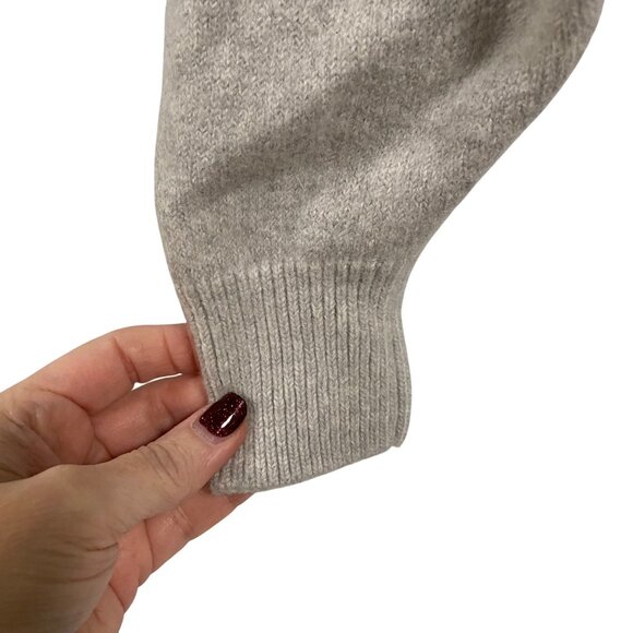 Aritzia Wilfred Free Harper Cropped 100% Wool Turtleneck Gray Sweater Size M - Picture 2 of 7